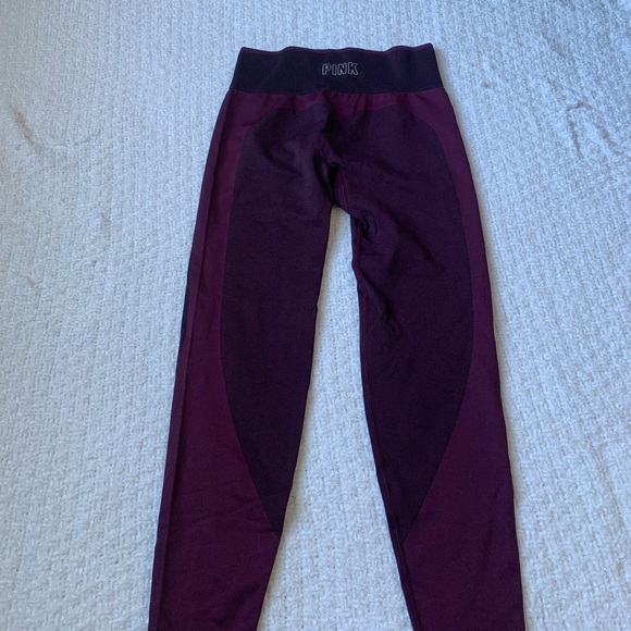 PINK Seamless Maroon Leggings Size Small Like New - Picture 4 of 6